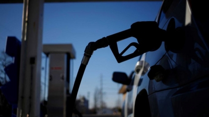 Colorado’s average gas price drops below $2 per gallon