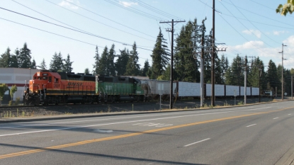 Contractors clear derailed train in Wisconsin