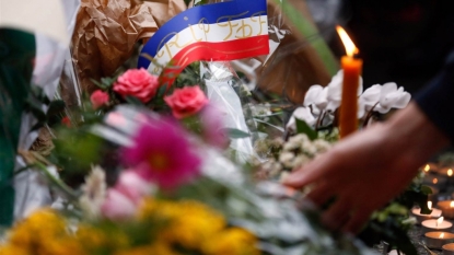 Video shows moment shots erupted in Paris concert hall