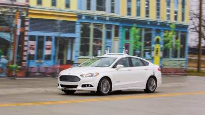 Ford starts testing autonomous vehicles in simulated city