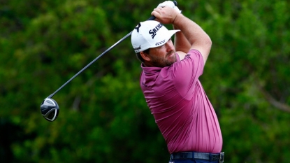 Graeme McDowell takes 1-shot lead in Mexico