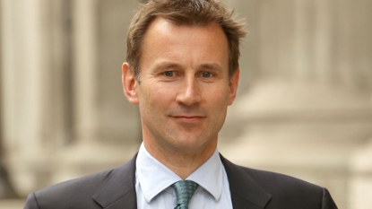 Hunt ‘to offer doctors 11% pay rise’ in bid to stop strike