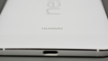 Huawei unveiled batteries that charge in minutes