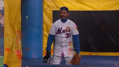 Royals players and actor Eric Stonestreet settle paintball bet with Jimmy Kimmel