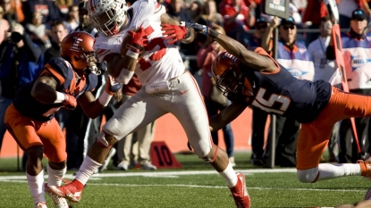 Ezekiel Elliott Apologized to Urban Meyer for Criticism, Will Not Be Suspended