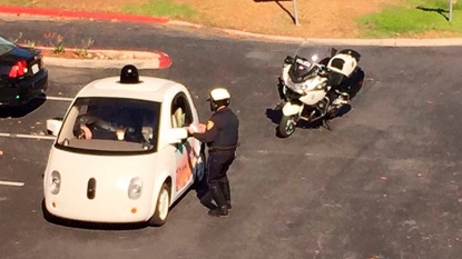 Google self-driving auto pulled over by cops