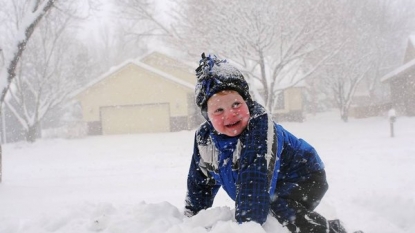 Parts of Midwest see first snowstorm of season