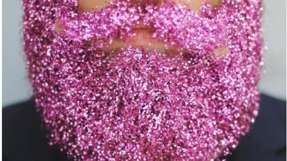 Men Are Putting Glitter In Their Beards And It’s Awesome