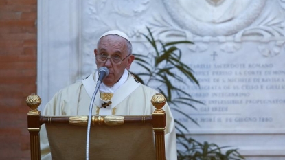 Arrests over Vatican document leaks