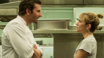 Sandra Bullock, Bradley Cooper Bombs Can’t Bring Down ‘The Martian’