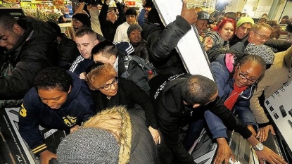 Tesco turns away shoppers not taking part in Black Friday