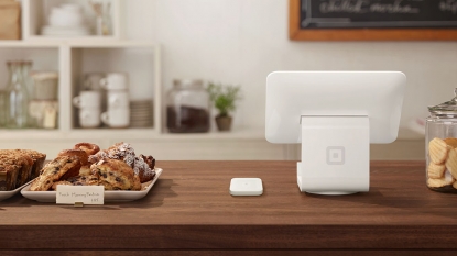 Square launches a new card reader that accepts Apple Pay