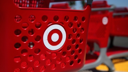 Target announces Thanksgiving hours, Walmart holds out