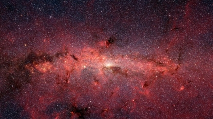 Astronomers find oldest stars ever near center of Milky Way