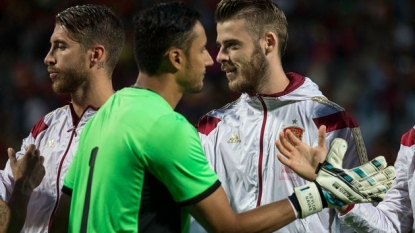 David De Gea surprised Manchester United let Javier Hernandez leave