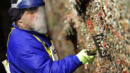 Seattle’s famous gum wall has now been cleaned off