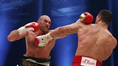 Tyson Fury defeats Wladimir Klitschko to become new world heavyweight boxing