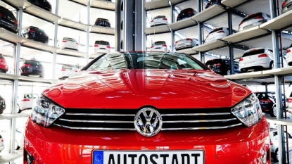 Volkswagen Europe Market Share Shrinks in First Month of Scandal