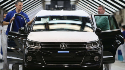 Volkswagen offering $500 to auto owners affected by scandal