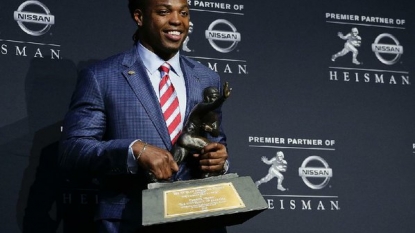 Alabama RB Henry takes home Heisman Trophy