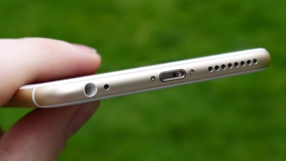 Apple iPhone 7 to Replace Headphone Jack with Lightning Port