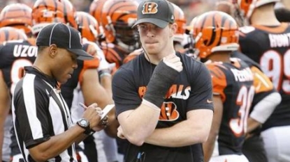 Bengals’ Andy Dalton Won’t Need Surgery to Repair Broken Thumb