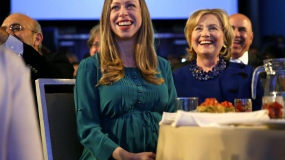 Clintons are thrilled: Chelsea pregnant again