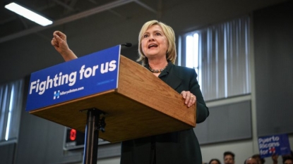 Clinton promotes $275B infrastructure plan in Florida visit