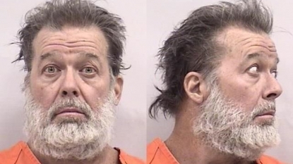 Suspect in Colorado clinic shooting told he faces murder charge