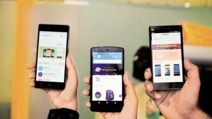 Google releases Android stock “Phone” and “Contacts” apps