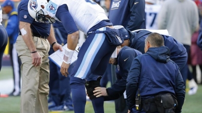 Marcus Mariota has knee injury, return questionable