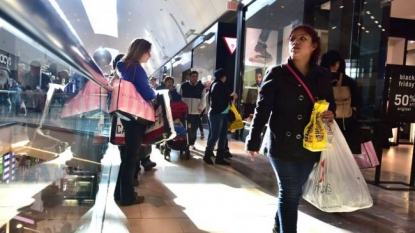 Online Sales Boost Thanksgiving and Black Friday Performance