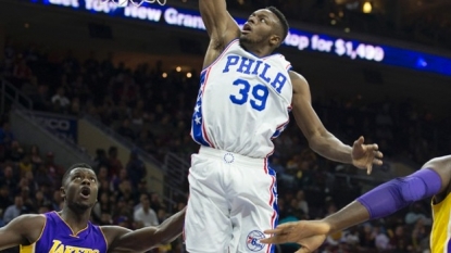 76ers win 1st game of season, honor Kobe Bryant with video