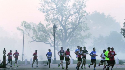 Shut schools in Delhi on bad air days, proposes Delhi dialogue commission