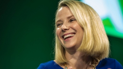 Yahoo CEO Marissa Mayer announces she’s given birth to twin girls