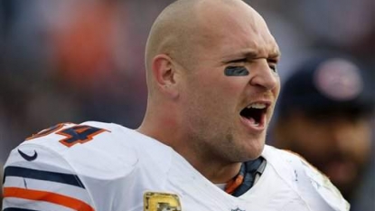 Ex Chicago Bears star Brian Urlacher no longer bald