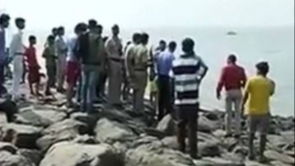 Mumbai girl Tarannum falls into sea while clicking selfie