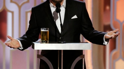 Golden Globes 2016: What did Ricky Gervais say to Mel Gibson?