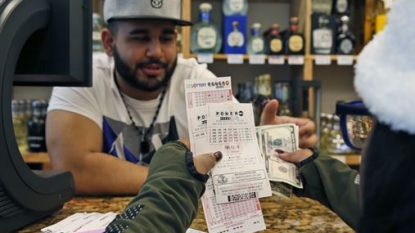 No Powerball winner, jackpot swells to $1.3 billion