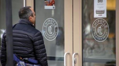 Chipotle Stores to Open Later for Worker Meeting