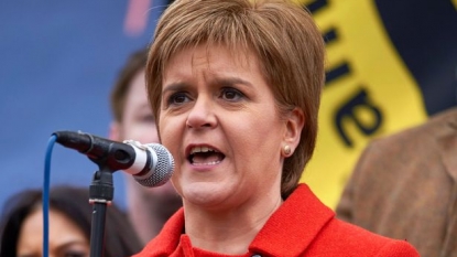 Jeremy Corbyn joins thousands at anti-Trident rally