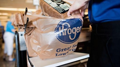 Kroger in bid to acquire Fresh Market