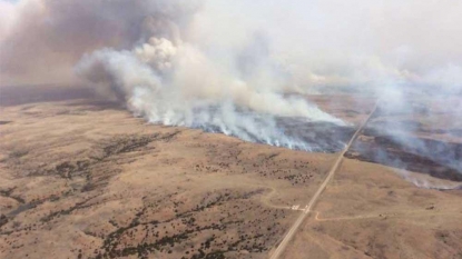 Wildfire burns about 620 square miles in Kansas, Oklahoma