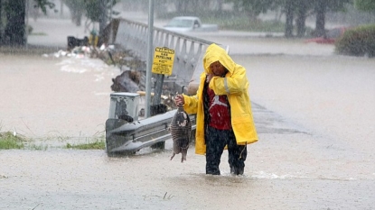 More than 470 Houston flights canceled in storms