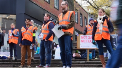 English junior doctors hold second day of all-out strike