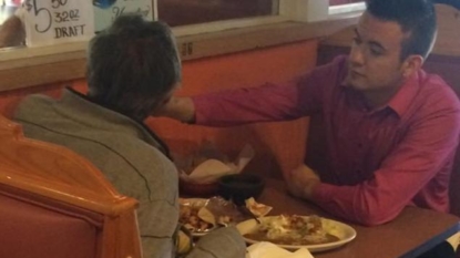 Waiter Feeds Man With No Hands At Mexican Restaurant