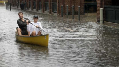 Tropical depression brings rain to Carolinas