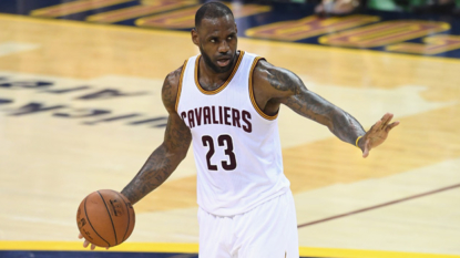 Cavs down Warriors to extend NBA Finals