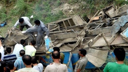 30 killed as bus falls into gorge in Meghalaya