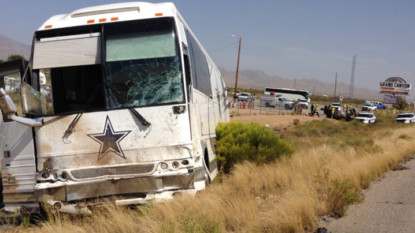 Dallas Cowboys bus involved in crash that killed 4 in Arizona